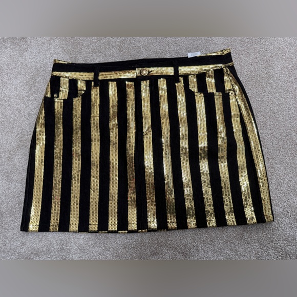 Michael Kors - Black Denim Skirt with Gold Sequin Stripes - size 8 - LIKE NEW - Picture 1 of 12